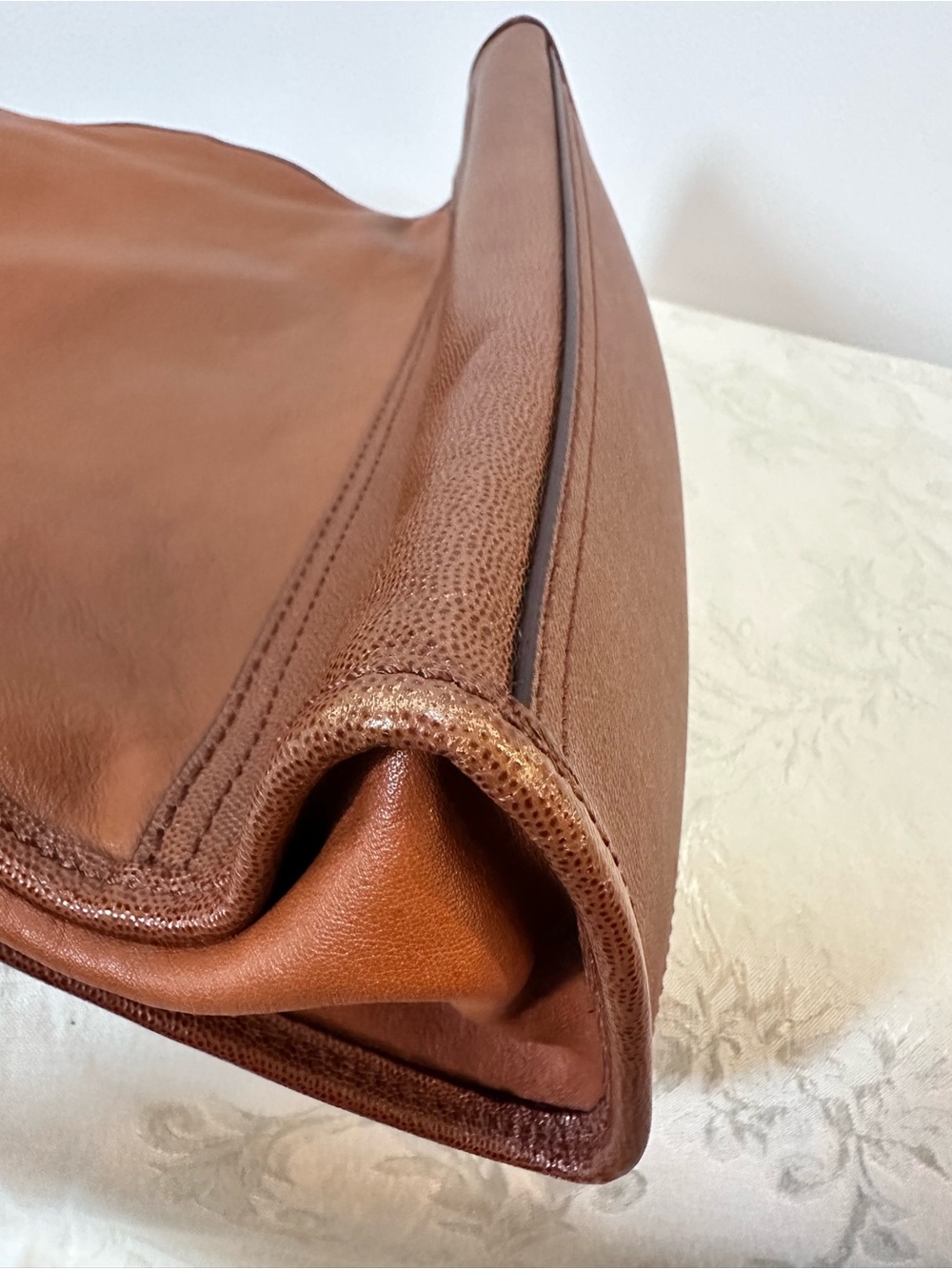 Cole Haan Designer Leather Tote Bag in Cognac - Picture 5 of 16